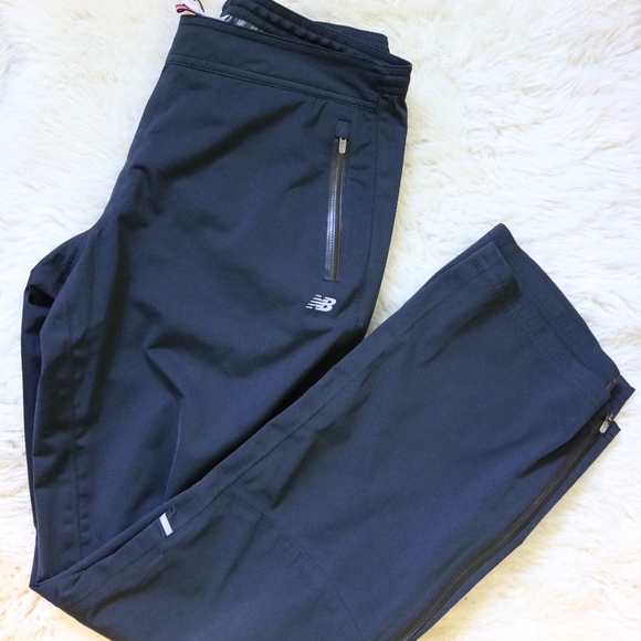 New Balance Workout Pants- waterproof - Picture 1 of 8